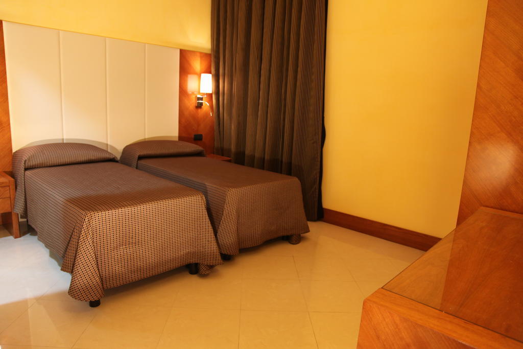 Federica'S Suite Home Rome Ruang foto